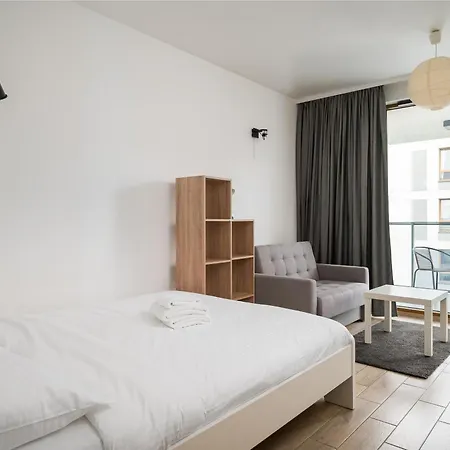 Wola Jaktorowska Urban By Bookinghost Apartament *