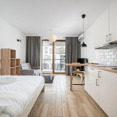 Wola Jaktorowska Urban By Bookinghost Apartament