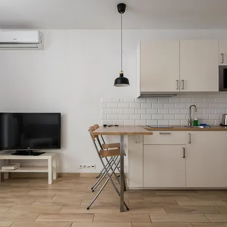 Apartament Wola Jaktorowska Urban By Bookinghost Warszawa