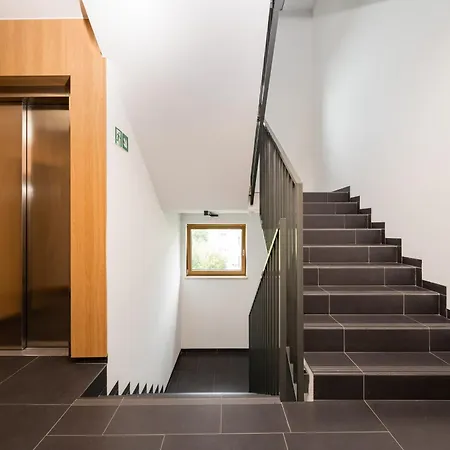 Apartament Wola Jaktorowska Urban By Bookinghost Warszawa
